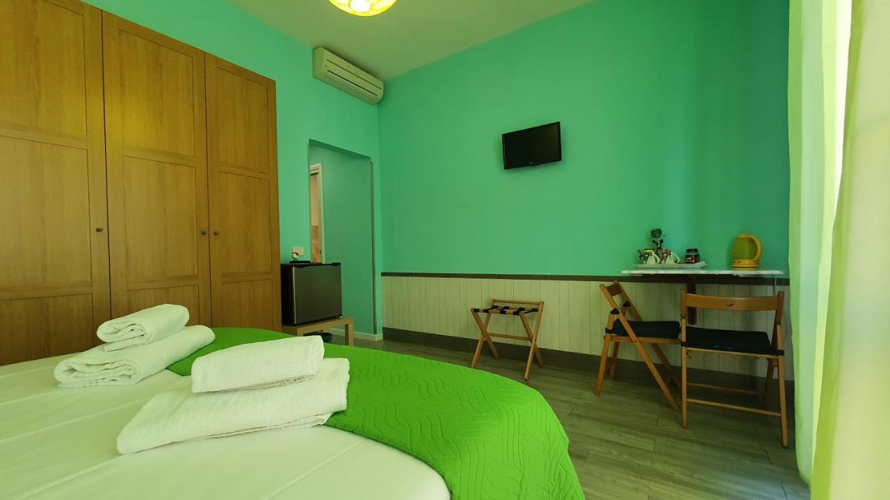Il Giglio Guest House Firenze Bagian luar foto